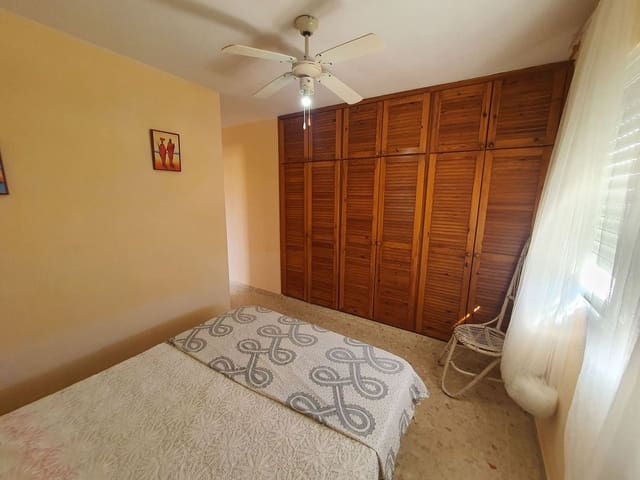 4 soveværelse Byhus til salg i Hacienda Platero, Málaga by med swimmingpool garage - € 399.900 (Ref: 9274942)