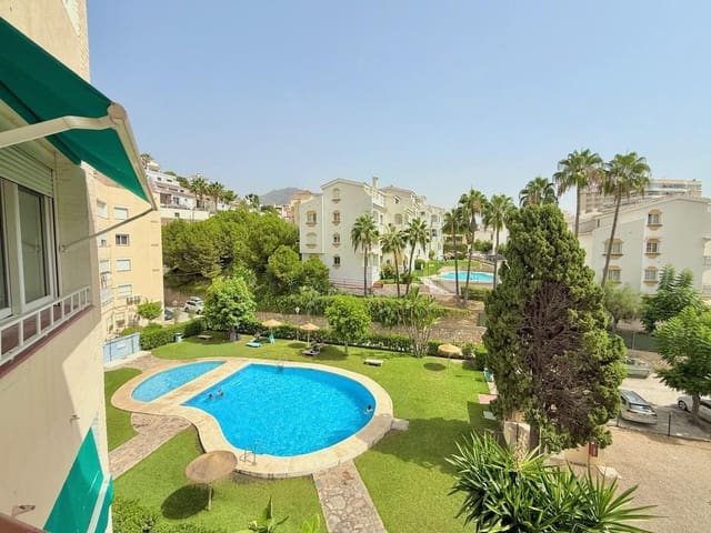2 soveværelse Lejlighed til salg i Las Gaviotas  - Carvajal, Fuengirola med swimmingpool garage - € 299.000 (Ref: 9283994)
