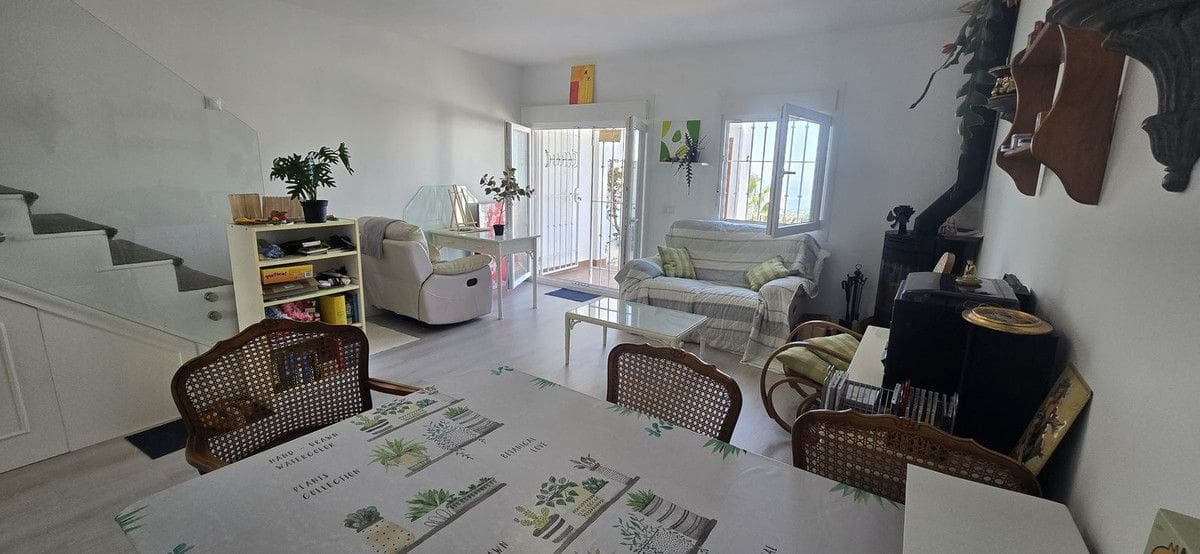 2 soverom Hus til salgs i Marbella med svømmebasseng garasje - € 397 000 (Ref: 9283995)