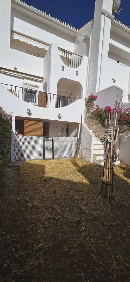 2 quarto Casa em Banda para venda em Marbella com piscina garagem - 397 000 € (Ref: 9283995)