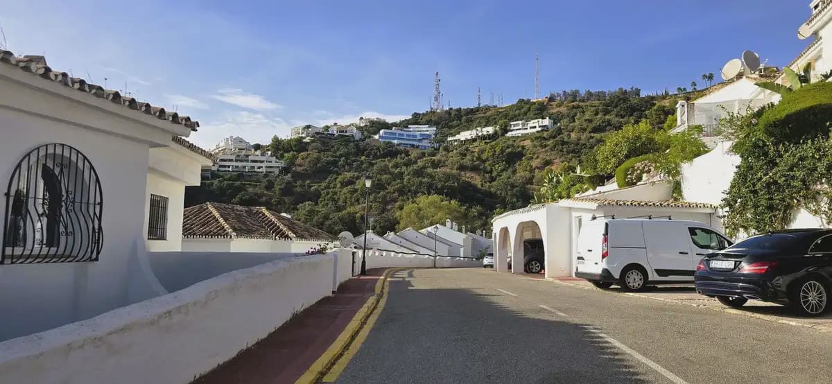 2 quarto Casa em Banda para venda em Marbella com piscina garagem - 397 000 € (Ref: 9283995)