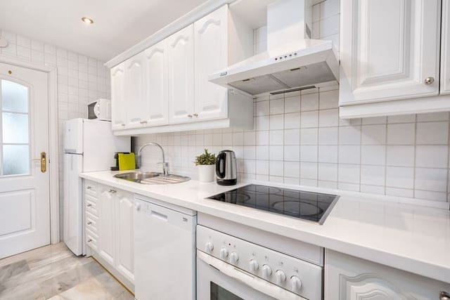 2 camera da letto Appartamento sulla Spiaggia in vendita in Calahonda, Mijas con piscina garage - 595.000 € (Rif: 9284010)