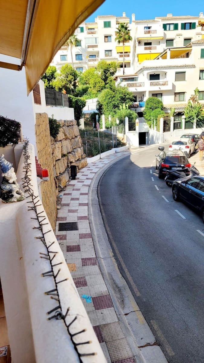 3 soveværelse Lejlighed til salg i Benalmadena med swimmingpool garage - € 381.780 (Ref: 9284012)