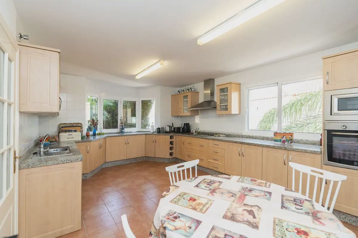 4 soveværelse Villa til salg i Mijas med swimmingpool garage - € 950.000 (Ref: 9284015)