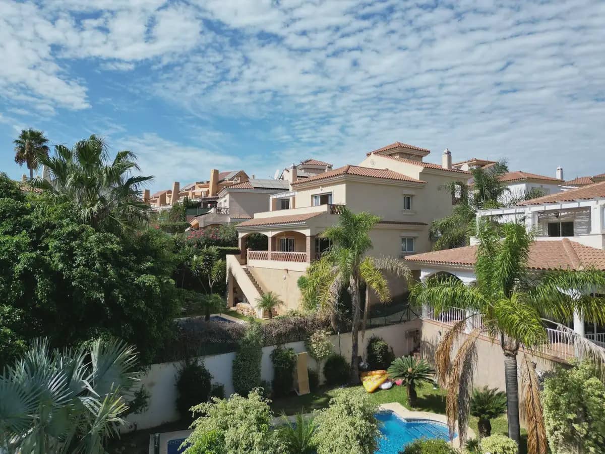 4 soveværelse Villa til salg i Mijas med swimmingpool garage - € 950.000 (Ref: 9284015)