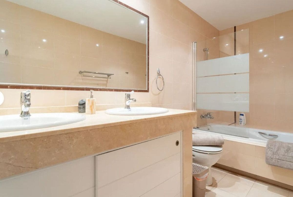 4 bedroom Villa for sale in Mijas with pool garage - € 880,000 (Ref: 9284020)