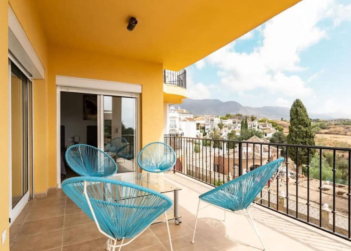 4 bedroom Villa for sale in Mijas with pool garage - € 880,000 (Ref: 9284020)