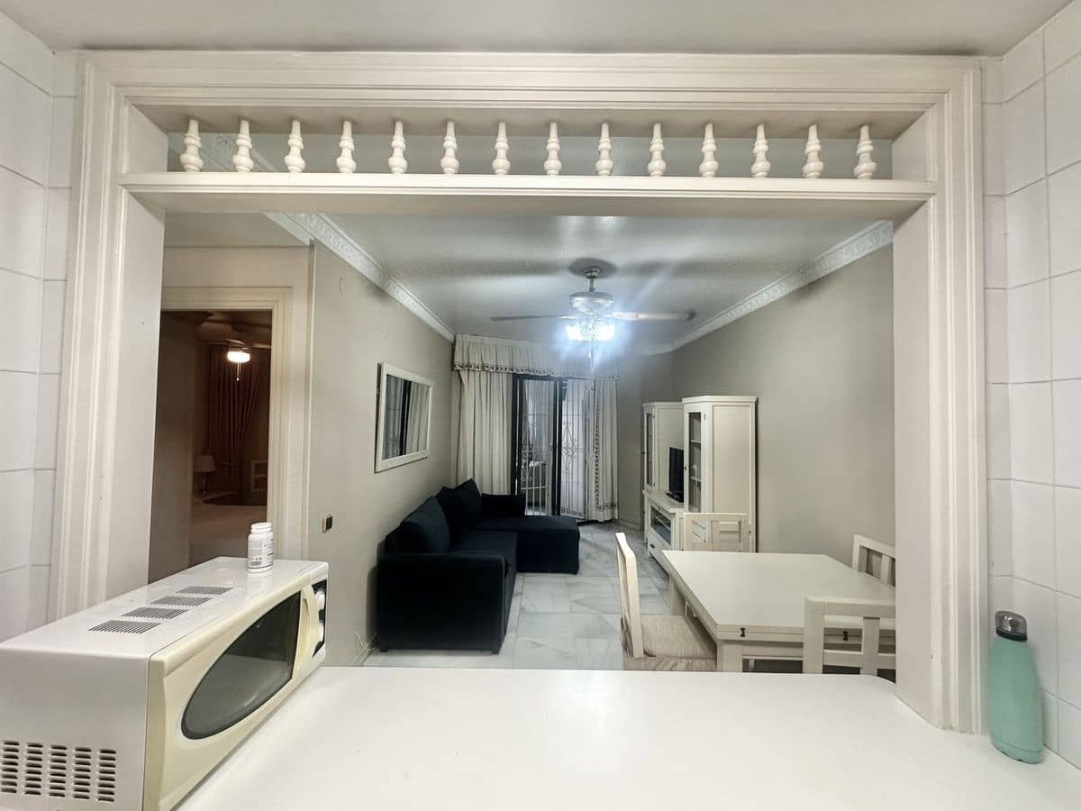 1 quarto Apartamento de Praia para venda em Marbella com piscina - 375 000 € (Ref: 9284023)