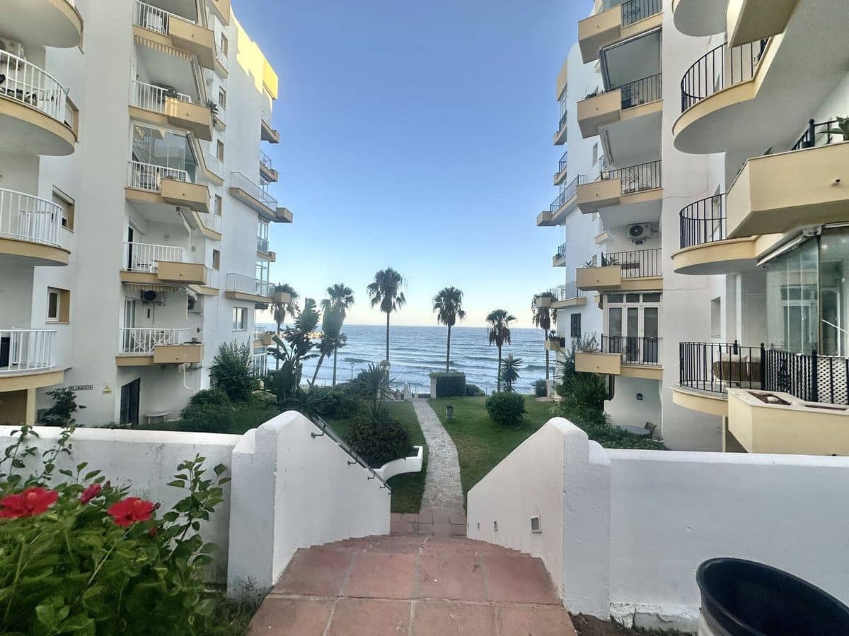1 quarto Apartamento de Praia para venda em Marbella com piscina - 375 000 € (Ref: 9284023)