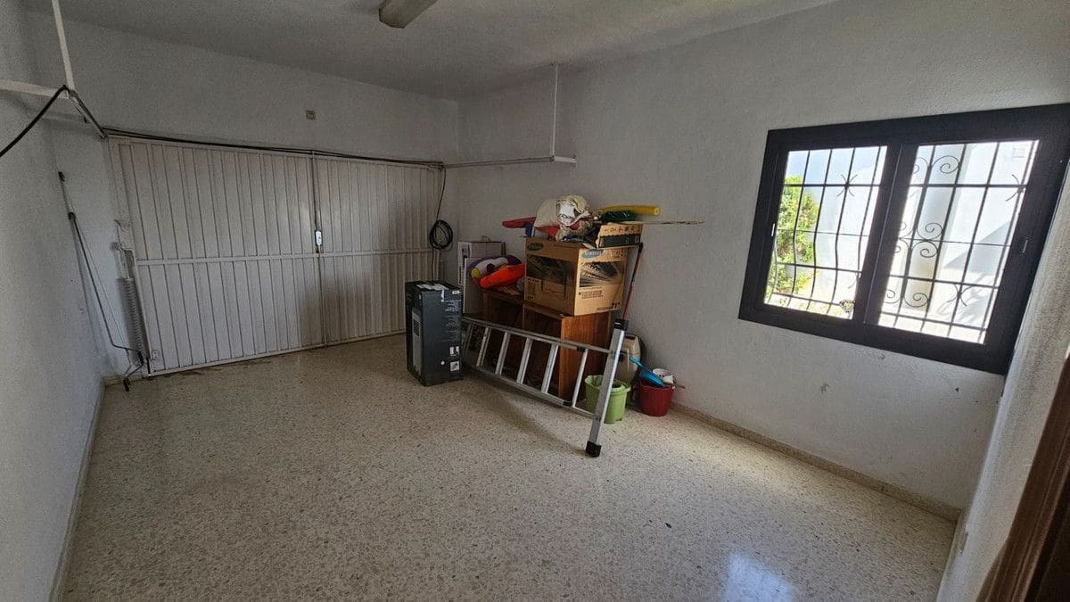 4 soveværelse Villa til salg i Mijas med swimmingpool garage - € 885.000 (Ref: 9284024)