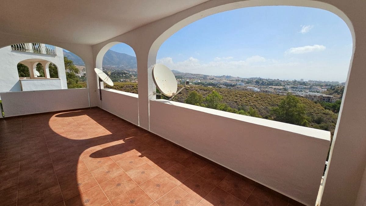4 soveværelse Villa til salg i Mijas med swimmingpool garage - € 885.000 (Ref: 9284024)