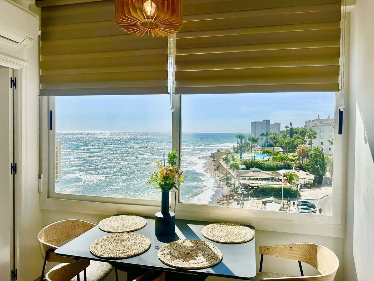 2 soverom Strandleiligheter til salgs i Mijas med svømmebasseng garasje - € 335 000 (Ref: 9284025)