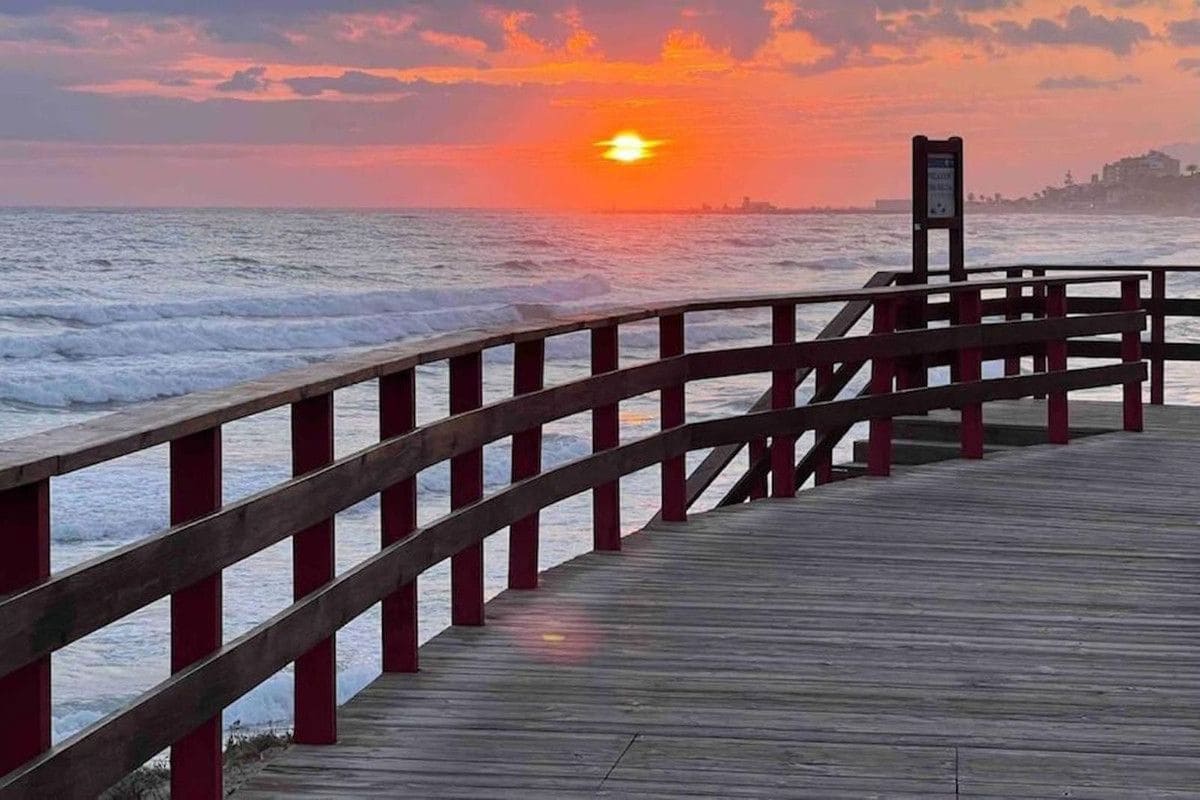 2 soverom Strandleiligheter til salgs i Mijas med svømmebasseng garasje - € 335 000 (Ref: 9284025)