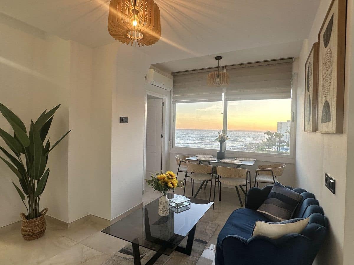 2 soverom Strandleiligheter til salgs i Mijas med svømmebasseng garasje - € 335 000 (Ref: 9284025)