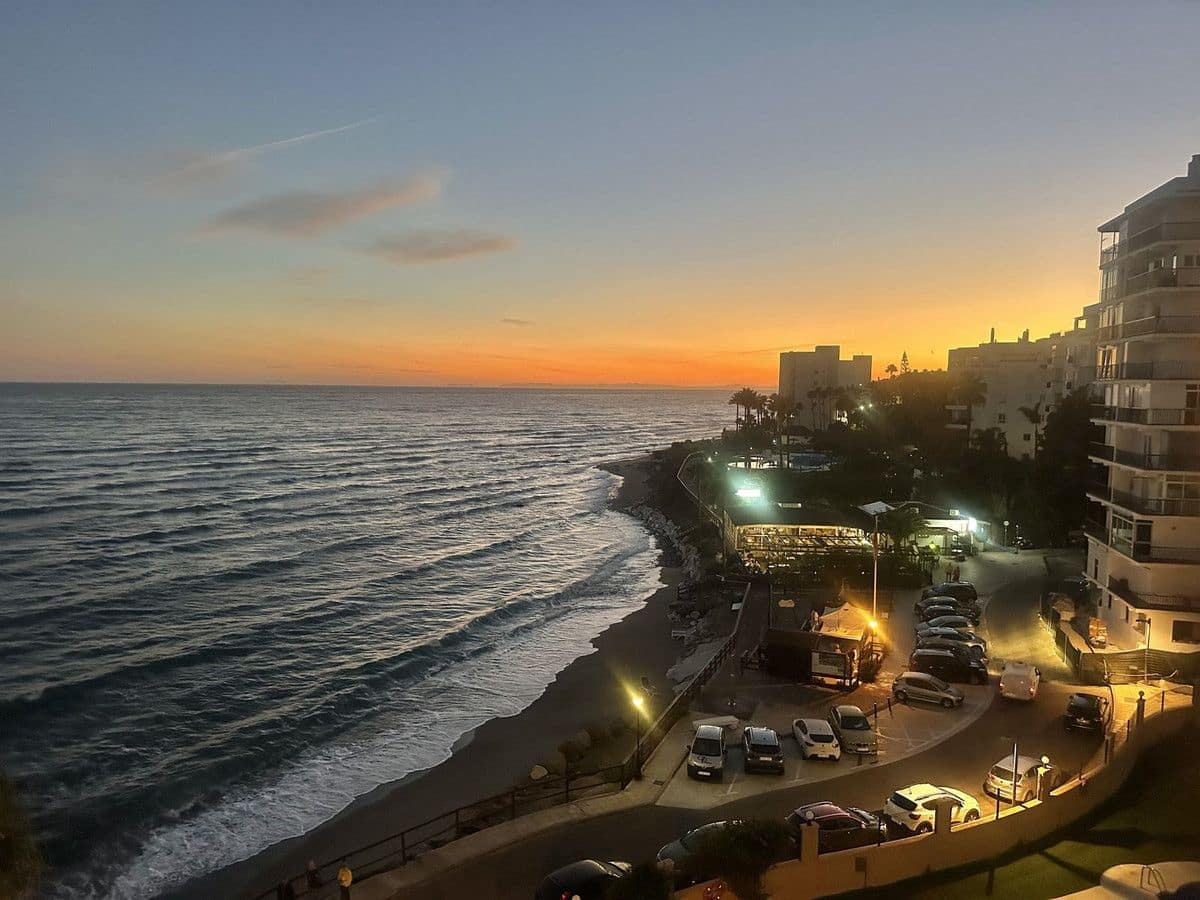 2 soverom Strandleiligheter til salgs i Mijas med svømmebasseng garasje - € 335 000 (Ref: 9284025)