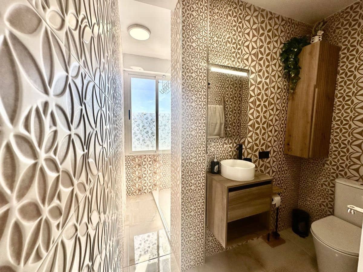 2 soverom Strandleiligheter til salgs i Mijas med svømmebasseng garasje - € 335 000 (Ref: 9284025)