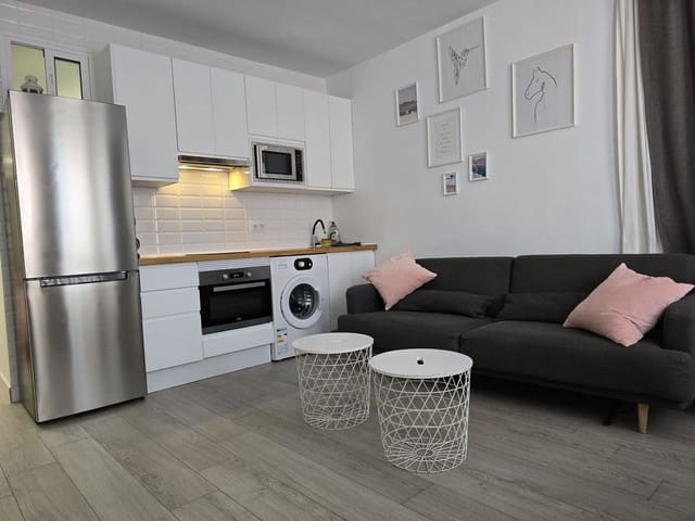 1 slaapkamer Strandappartement te koop in Centro ciudad, Fuengirola - € 220.000 (Ref: 9284029)