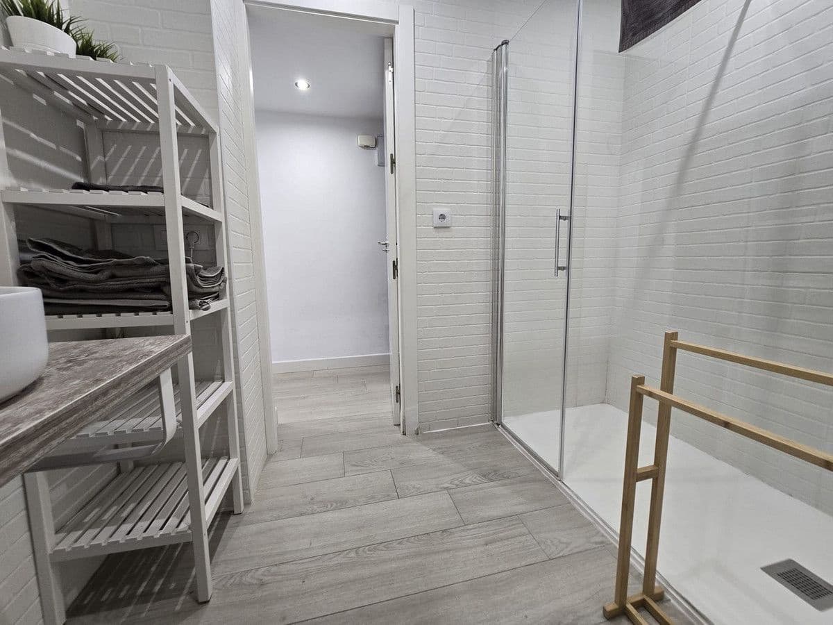 1 slaapkamer Strandappartement te koop in Fuengirola - € 220.000 (Ref: 9284029)