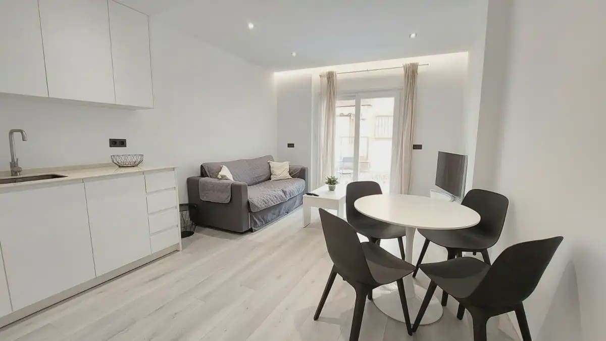 1 bedroom Apartment for sale in Fuengirola - € 285,000 (Ref: 9284032)