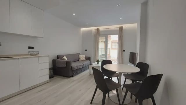 1 bedroom Apartment for sale in Centro ciudad, Fuengirola - € 285,000 (Ref: 9284032)