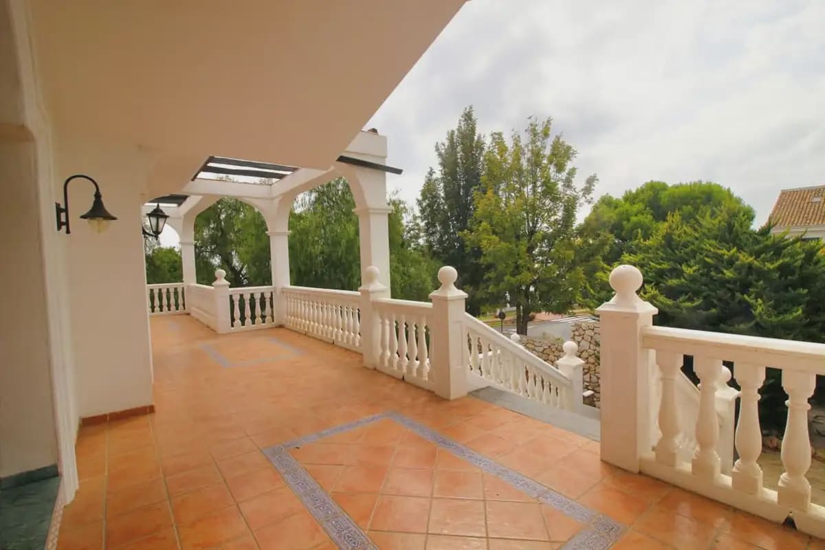6 soverom Villa til salgs i Benalmadena med svømmebasseng garasje - € 1 600 000 (Ref: 9287819)
