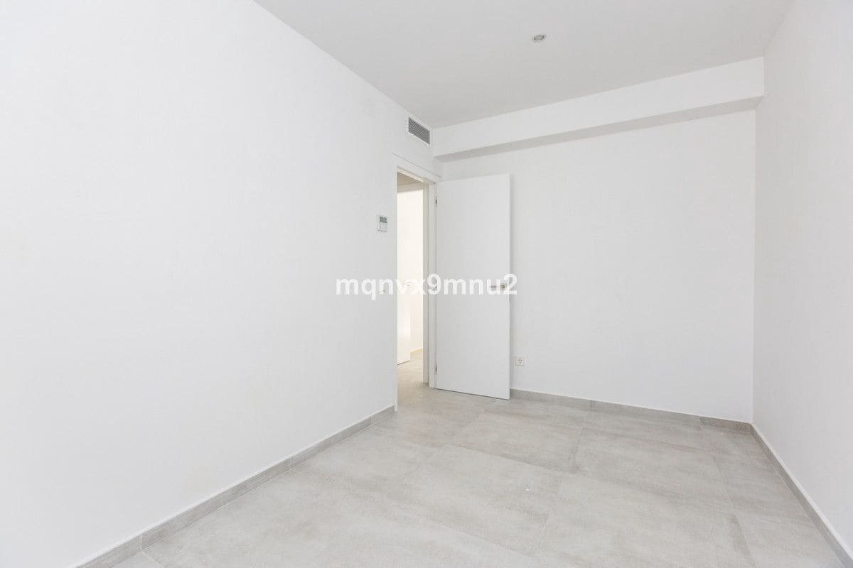 3 sovrum Villa till salu i Mijas med pool - 1 450 000 € (Ref: 9293217)