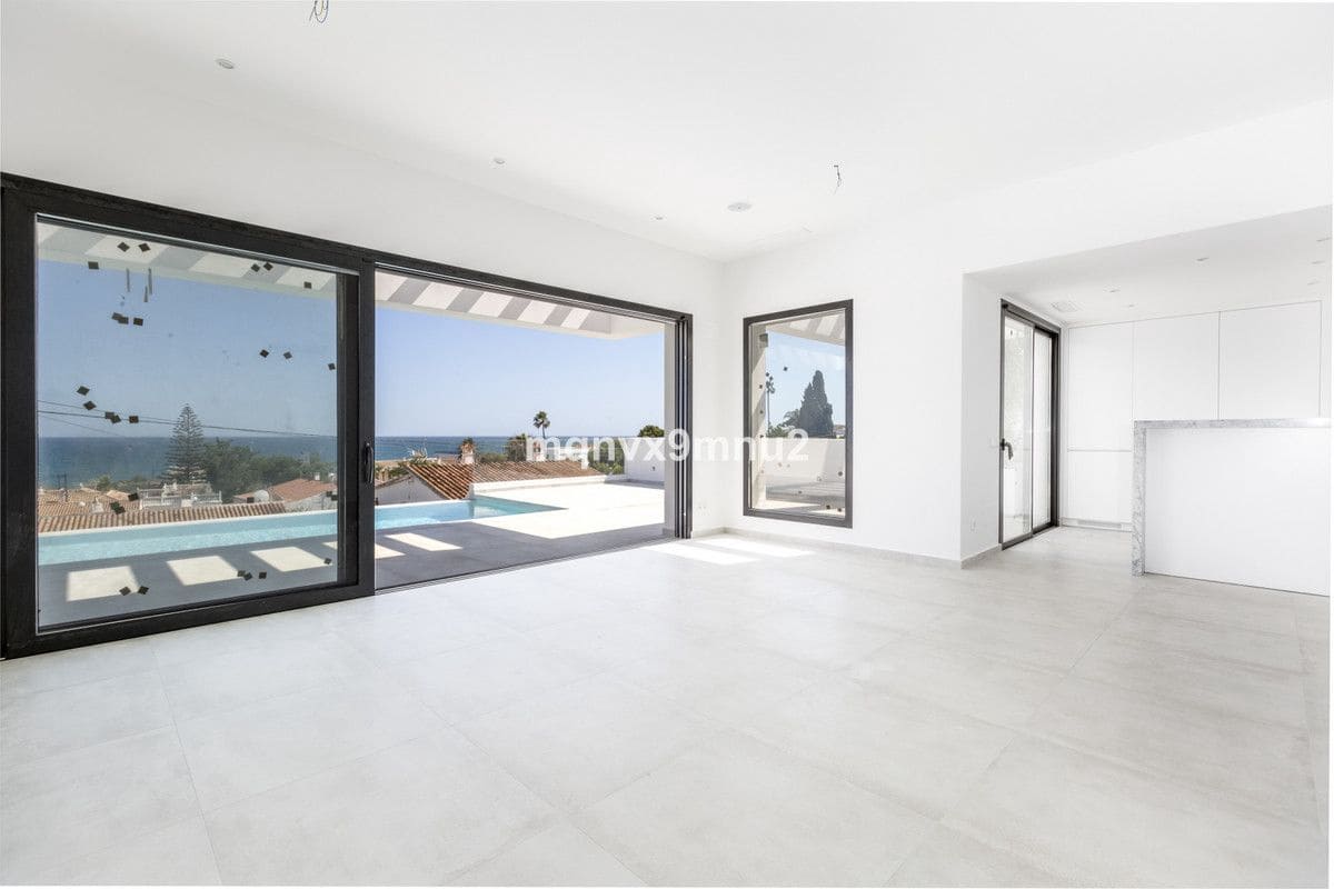 3 sovrum Villa till salu i Mijas med pool - 1 450 000 € (Ref: 9293217)