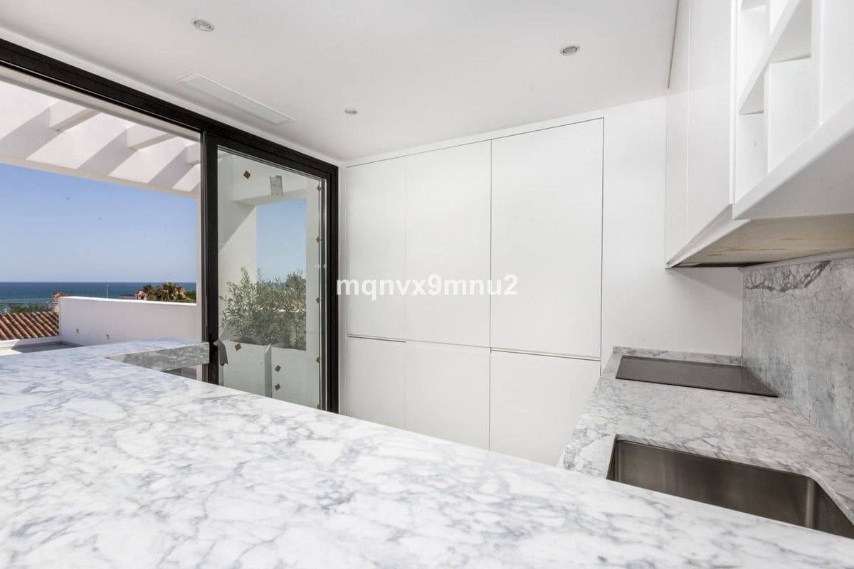 3 sovrum Villa till salu i Mijas med pool - 1 450 000 € (Ref: 9293217)