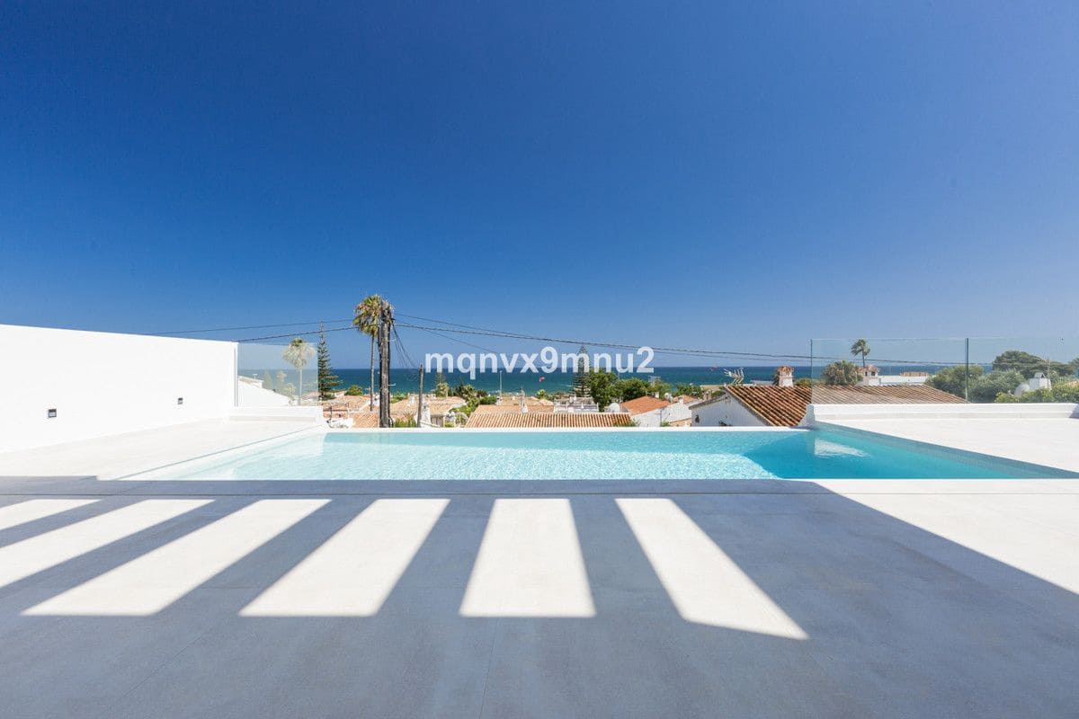 3 sovrum Villa till salu i Mijas med pool - 1 450 000 € (Ref: 9293217)