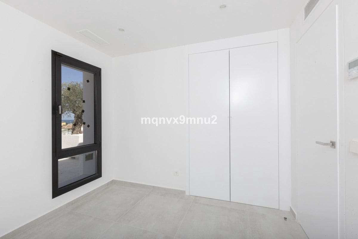 3 sovrum Villa till salu i Mijas med pool - 1 450 000 € (Ref: 9293217)