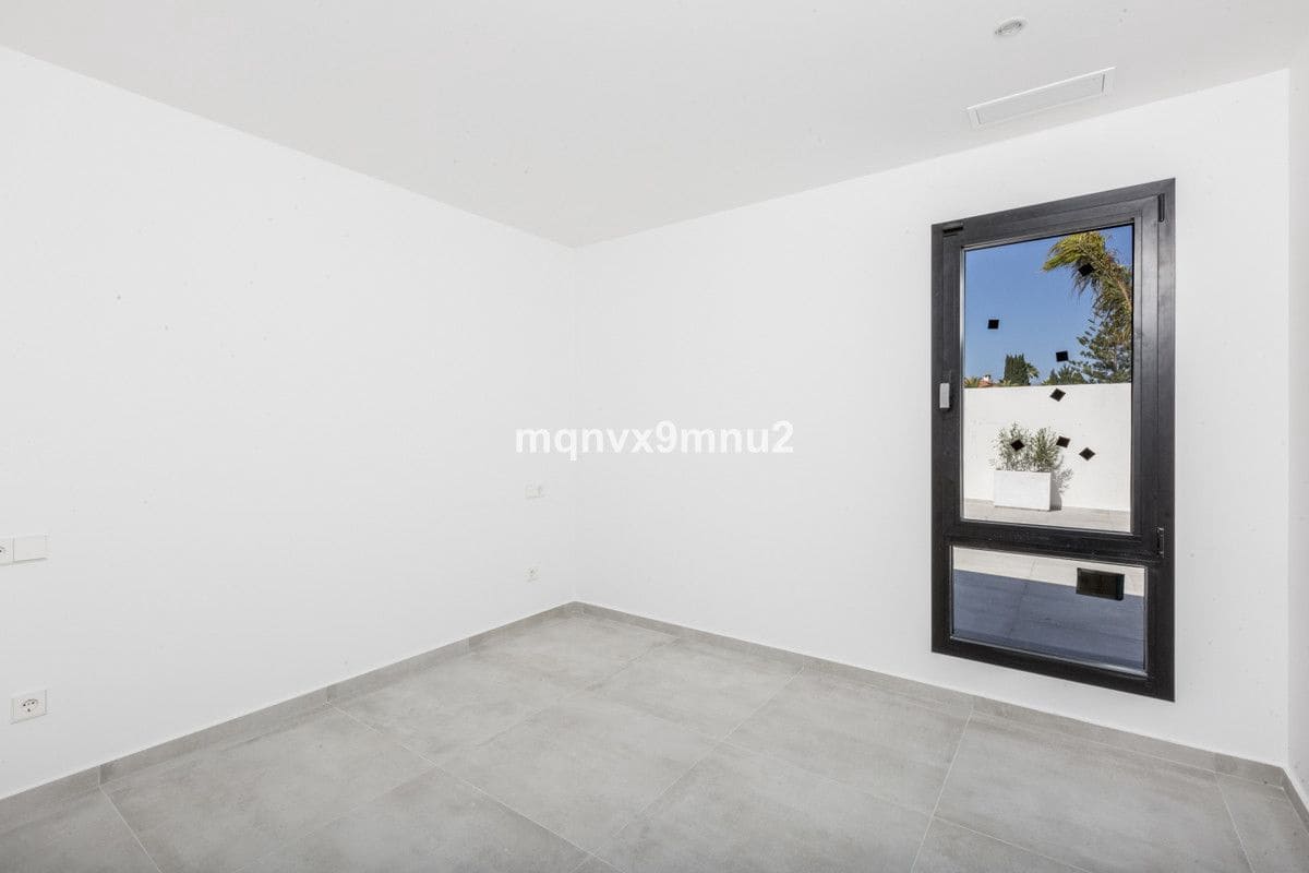 3 sovrum Villa till salu i Mijas med pool - 1 450 000 € (Ref: 9293217)
