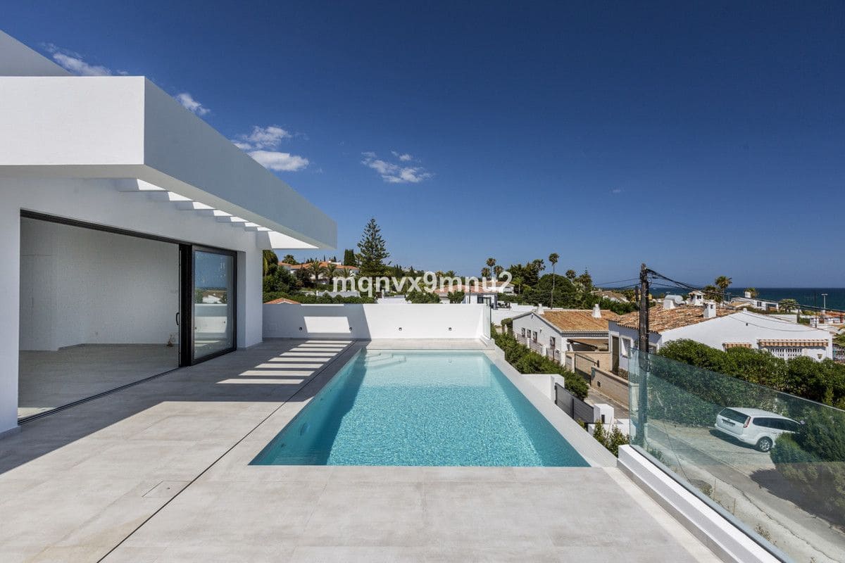 3 sovrum Villa till salu i Mijas med pool - 1 450 000 € (Ref: 9293217)