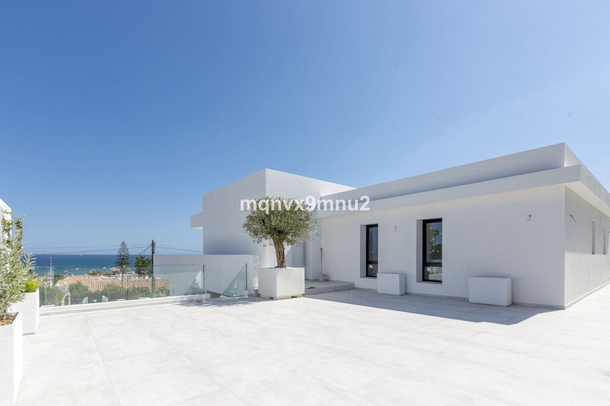 3 sovrum Villa till salu i Mijas med pool - 1 450 000 € (Ref: 9293217)