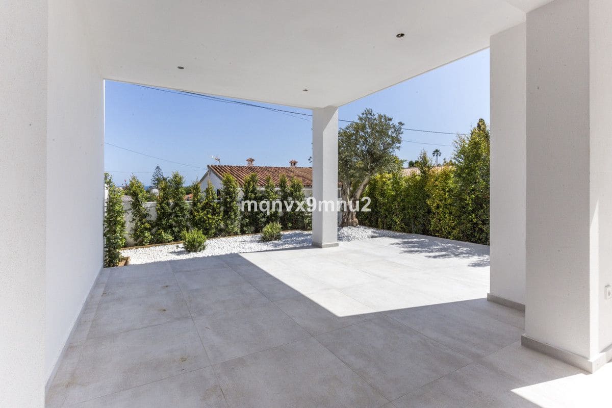 3 sovrum Villa till salu i Mijas med pool - 1 450 000 € (Ref: 9293217)