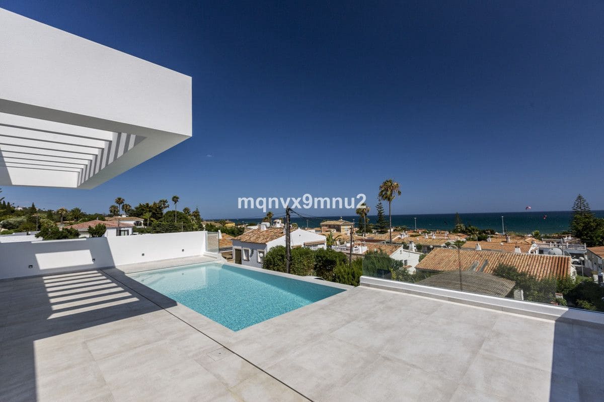 3 sovrum Villa till salu i Mijas med pool - 1 450 000 € (Ref: 9293217)