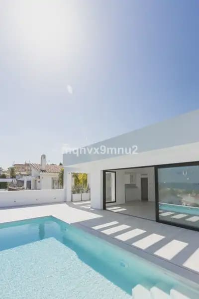 3 quarto Moradia para venda em Mijas com piscina - 1 495 000 € (Ref: 9293217)