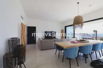 3 quarto Moradia para venda em Mijas com piscina - 1 495 000 € (Ref: 9293217)