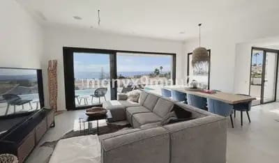 3 quarto Moradia para venda em Mijas com piscina - 1 495 000 € (Ref: 9293217)