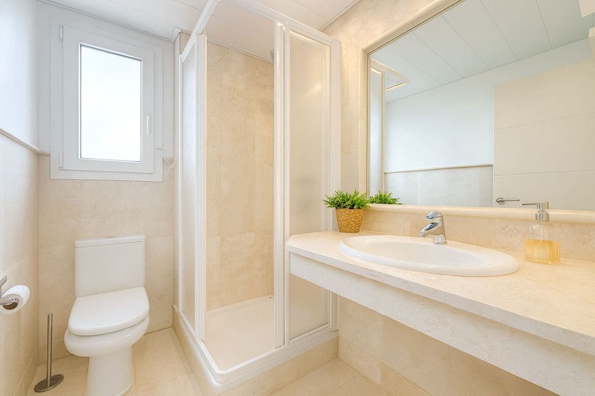 Apartamento de 3 habitaciones en Mijas en venta con piscina garaje - 380.000 € (Ref: 9303842)