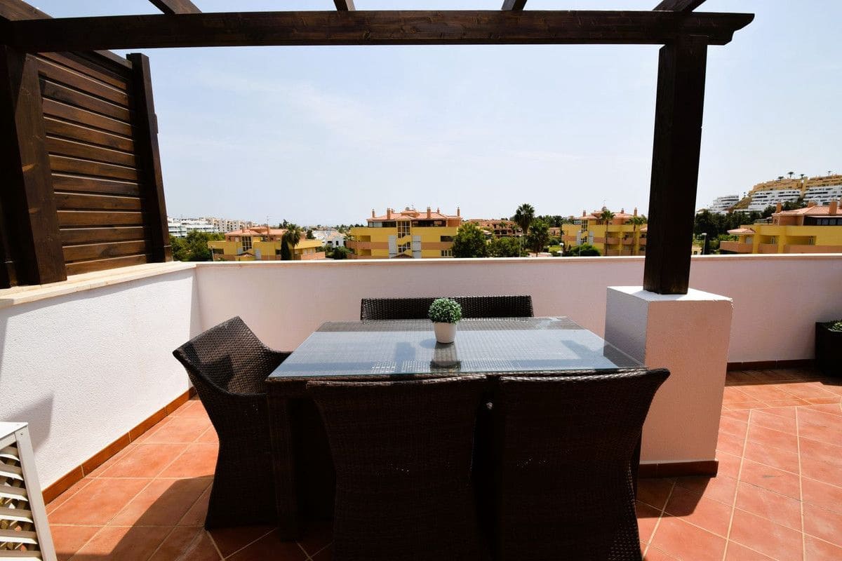 2 sovrum Takvåning till salu i Mijas med pool garage - 475 000 € (Ref: 9309015)