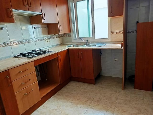 2 soveværelse Lejlighed til salg i Centro ciudad, Fuengirola - € 339.000 (Ref: 9362995)