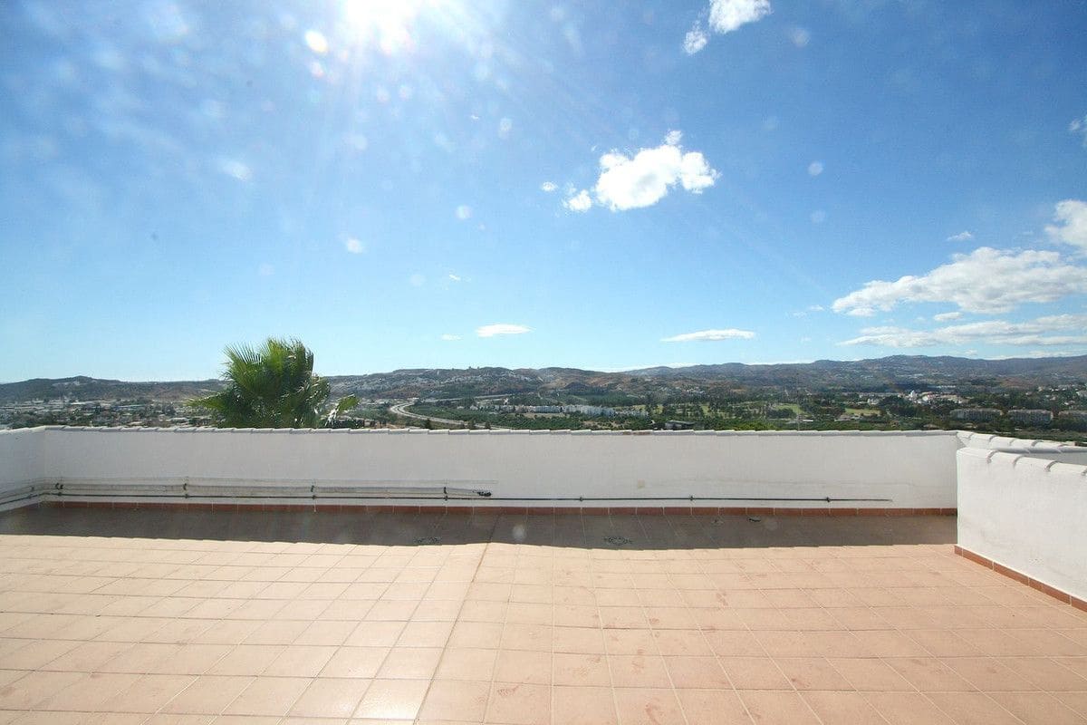 8 soverom Villa til salgs i Mijas med svømmebasseng garasje - € 1 590 750 (Ref: 9374752)