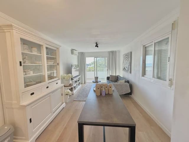 2 slaapkamer Appartement te koop in Centro ciudad, Fuengirola met zwembad - € 449.000 (Ref: 9374761)