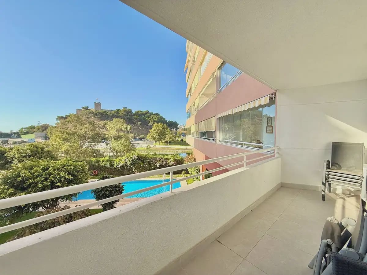 2 slaapkamer Appartement te koop in Fuengirola met zwembad - € 449.000 (Ref: 9374761)