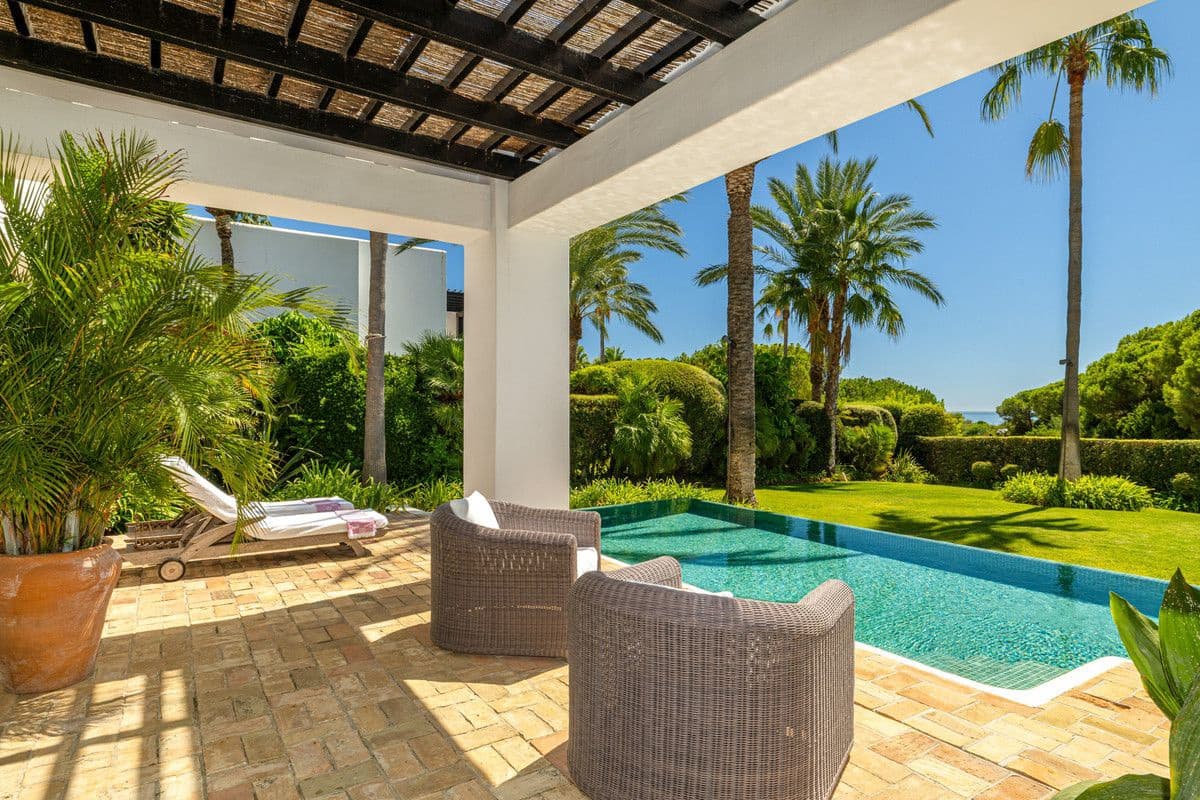 4 soveværelse Villa til salg i Casares med swimmingpool garage - € 4.550.000 (Ref: 9374775)