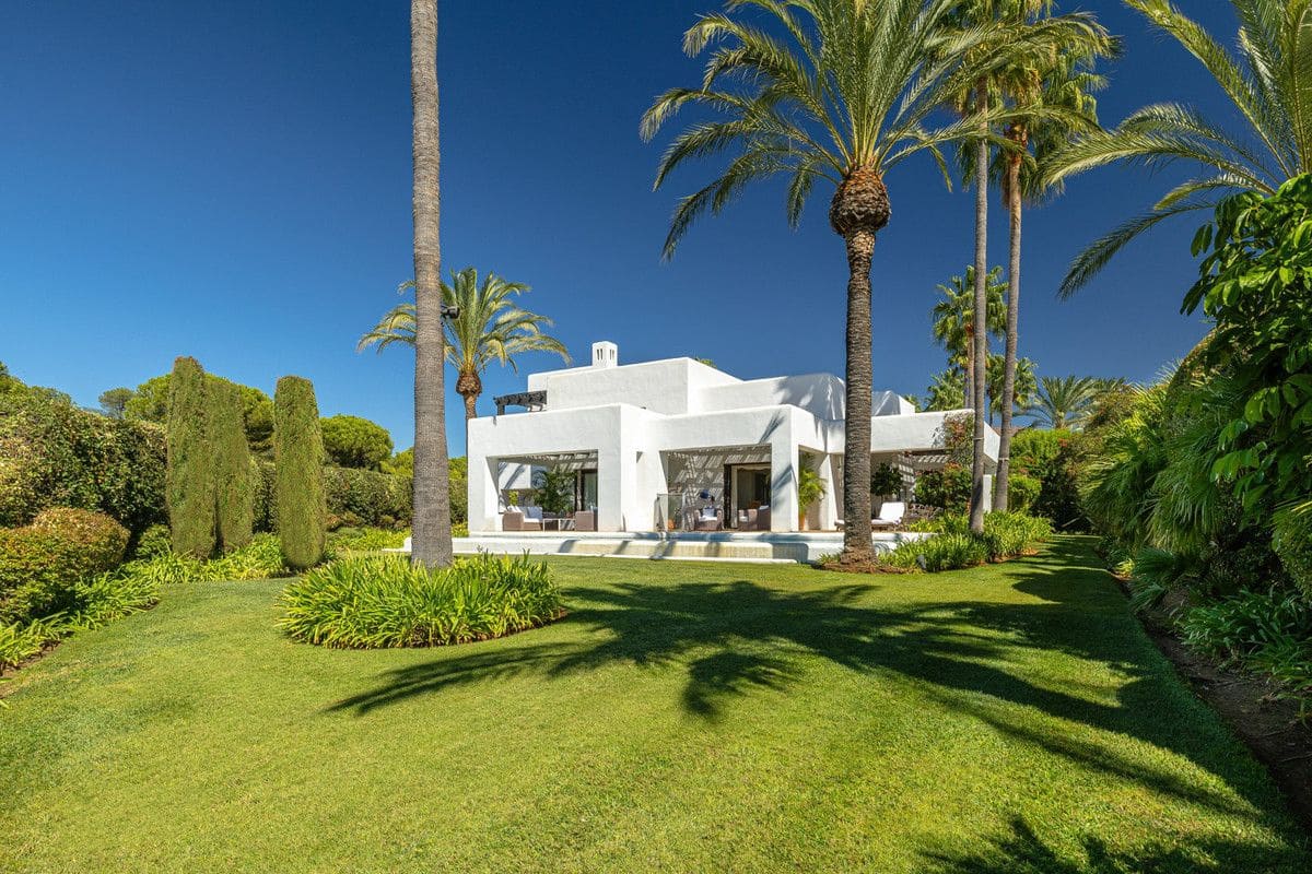 4 soveværelse Villa til salg i Casares med swimmingpool garage - € 4.550.000 (Ref: 9374775)