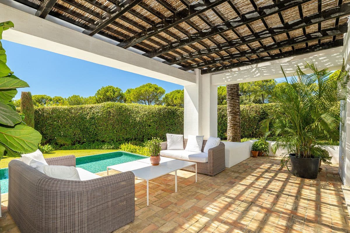 4 soveværelse Villa til salg i Casares med swimmingpool garage - € 4.550.000 (Ref: 9374775)