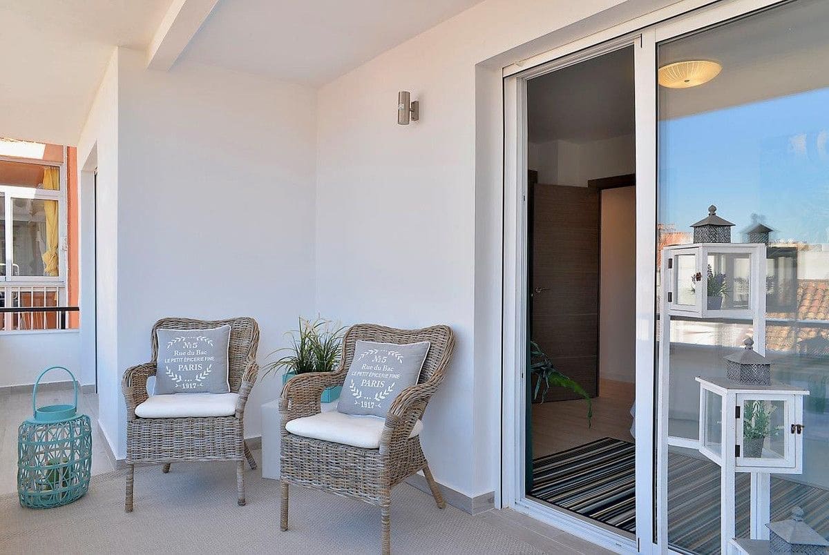 4 soveværelse Strandlejlighed til salg i Fuengirola - € 1.150.000 (Ref: 9374776)