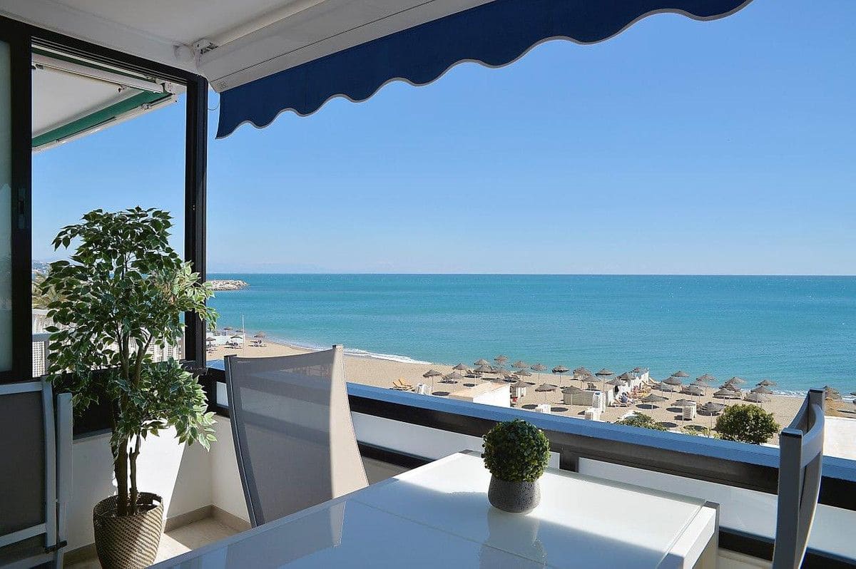 4 bedroom Beach Apartment for sale in Fuengirola - € 1,150,000 (Ref: 9374776)