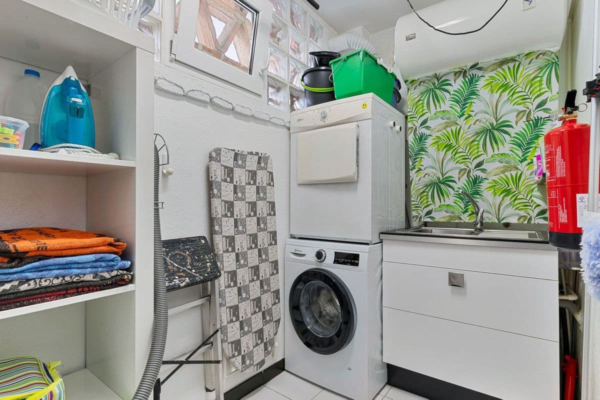 Apartamento de 2 habitaciones en Fuengirola en venta con piscina garaje - 515.000 € (Ref: 9374777)